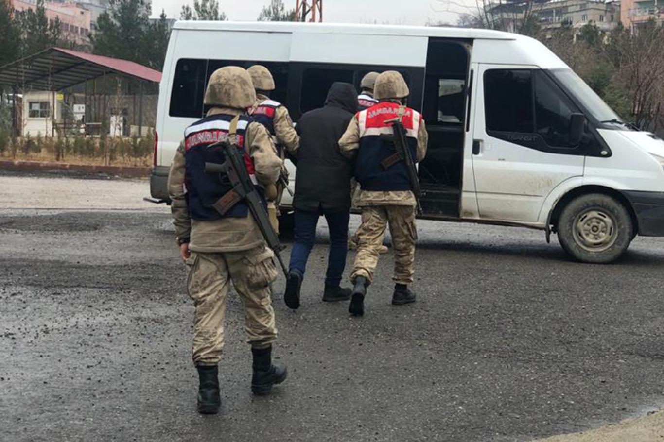 Siirt'te sosyal medyada PKK propagandası yaptığı belirtilen kişi gözaltına alındı
